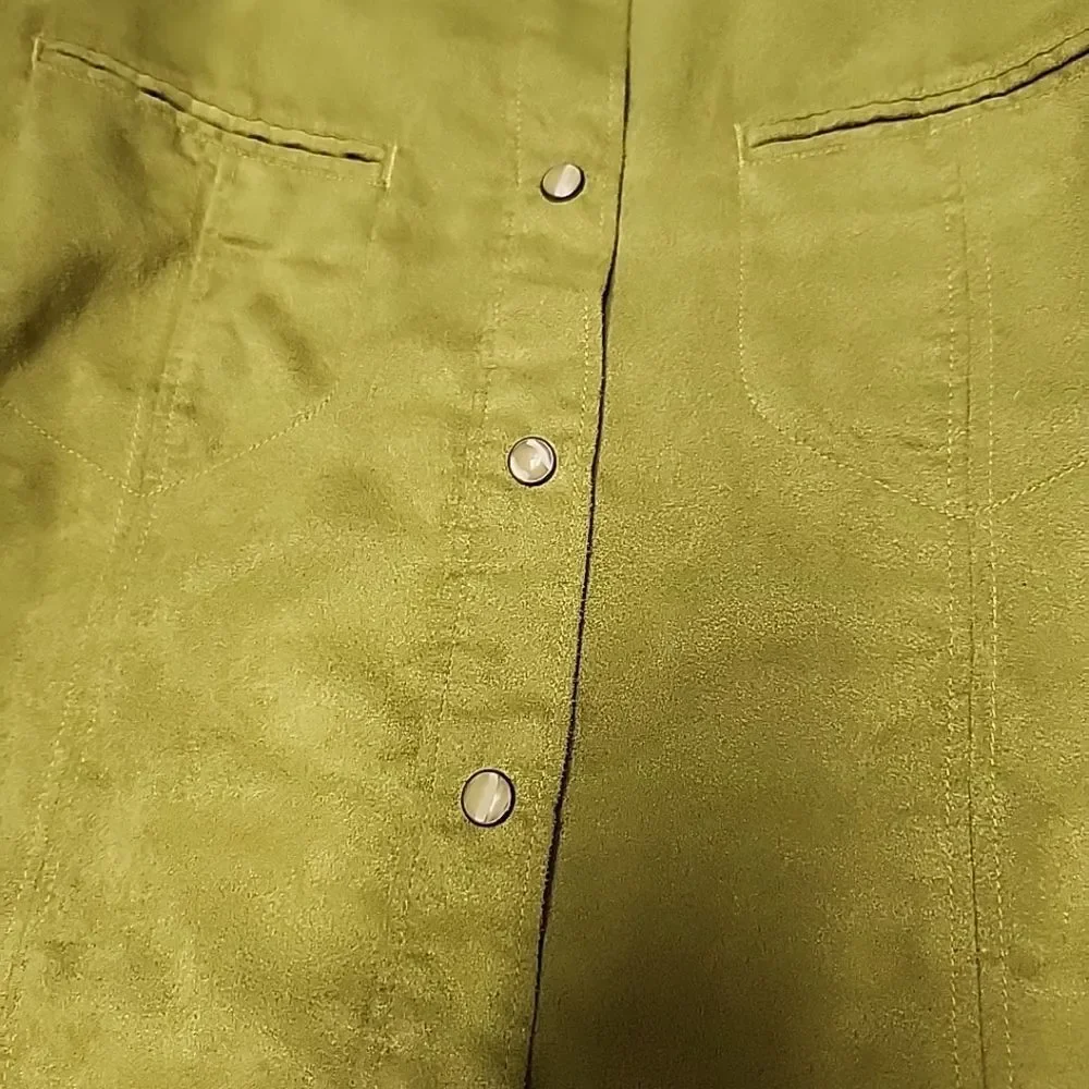 Columbia XCO Pistachio Green Faux Suede Pearl Snap Long Sleeve Shirt Women's M